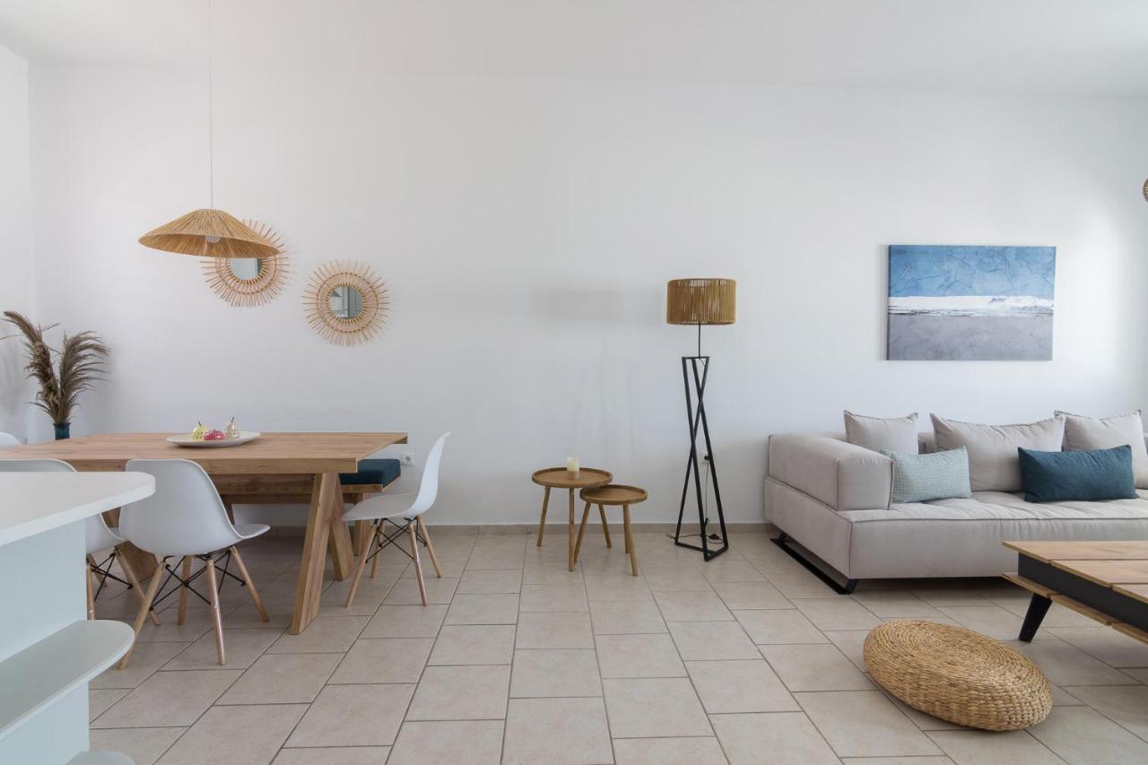 Nice And Spacious Apartment In Paros Naousa  Exterior foto